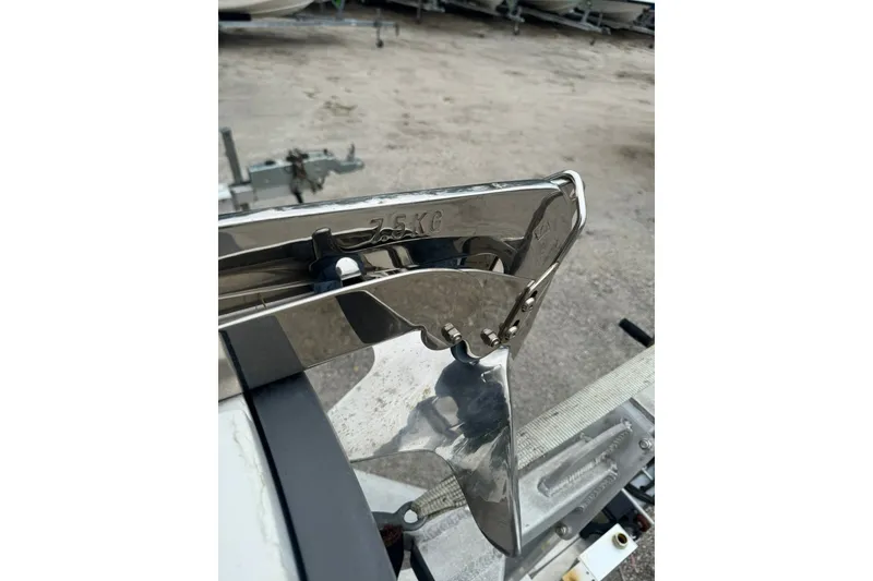 Slide: The Image of Axopar 28 Cabin 2020 - 7535141
