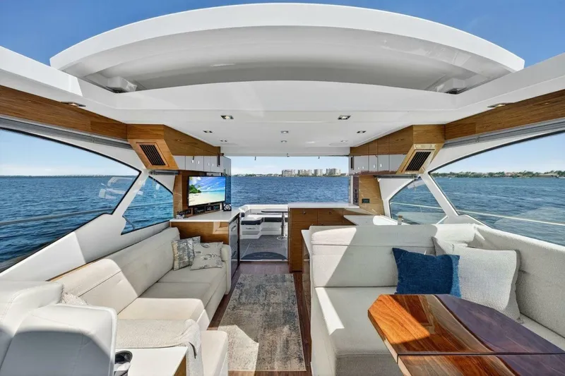 Slide: The Image of Cruisers 50 Cantius 2020 - 6944814