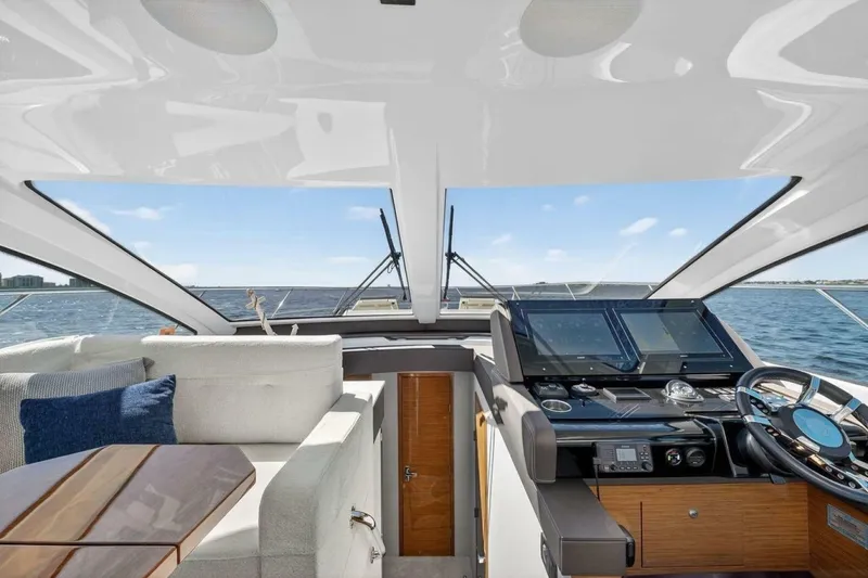 Slide: The Image of Cruisers 50 Cantius 2020 - 6944850