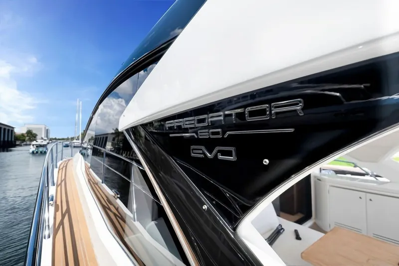 Slide: The Image of Sunseeker Predator 60 EVO 2020 - 7850058