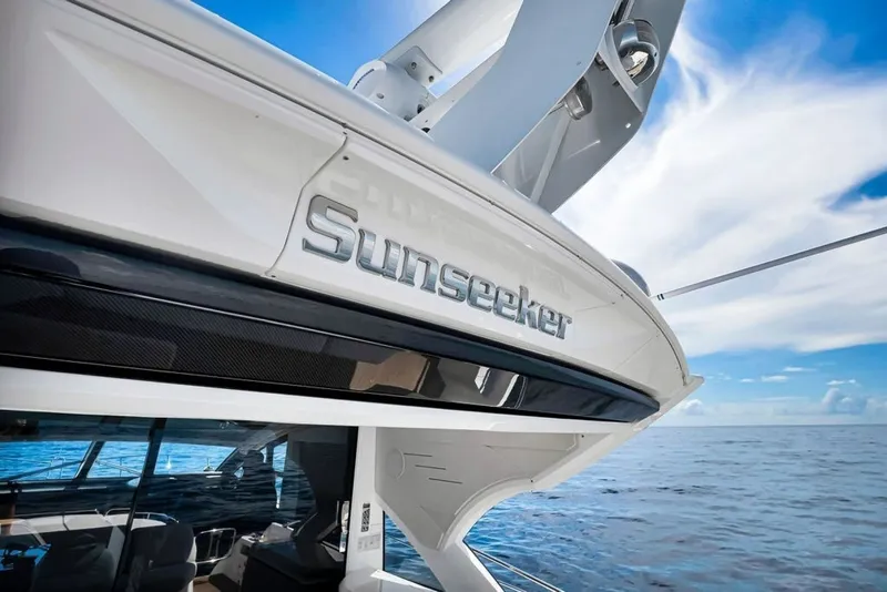 Slide: The Image of Sunseeker Predator 60 EVO 2020 - 7850056