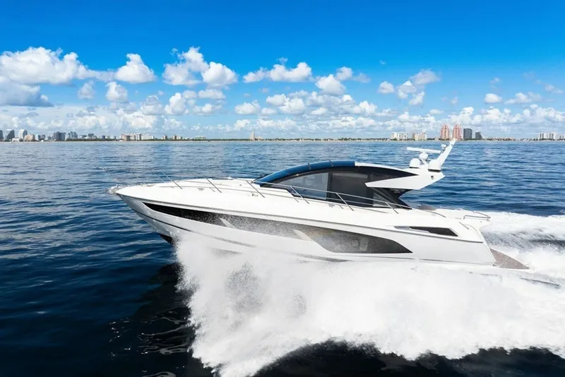 Slide: The Image of Sunseeker Predator 60 EVO 2020 - 8146836