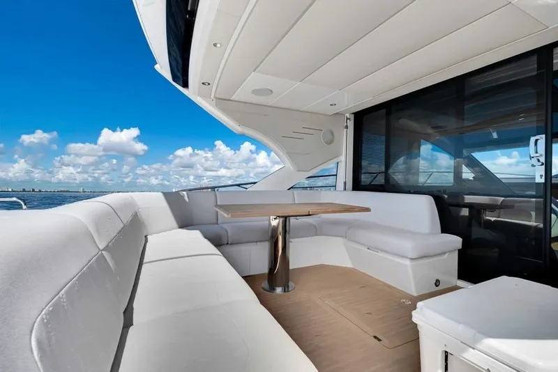 Slide: The Image of Sunseeker Predator 60 EVO 2020 - 8040331