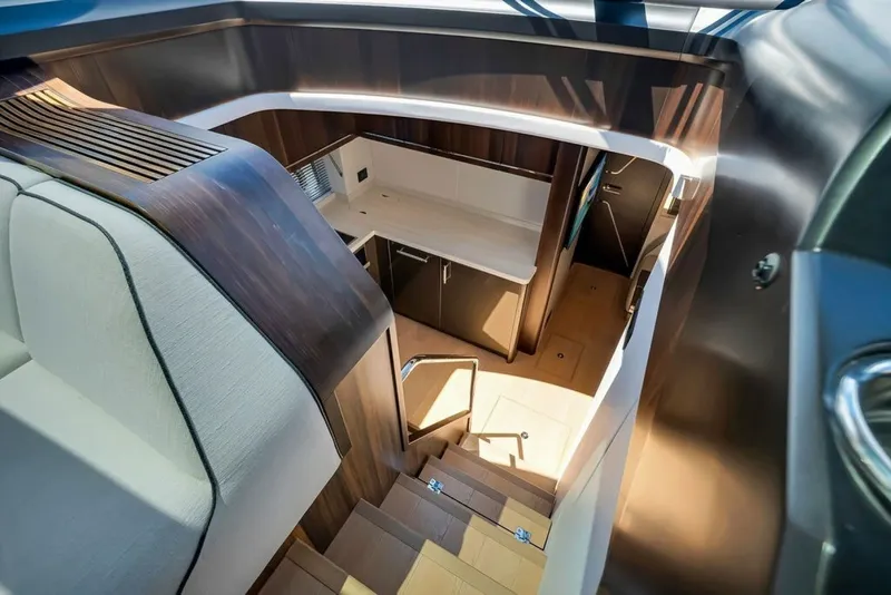 Slide: The Image of Sunseeker Predator 60 EVO 2020 - 7850093