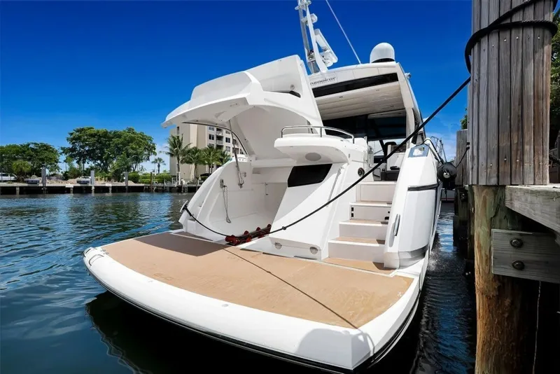 Slide: The Image of Sunseeker Predator 60 EVO 2020 - 7850189