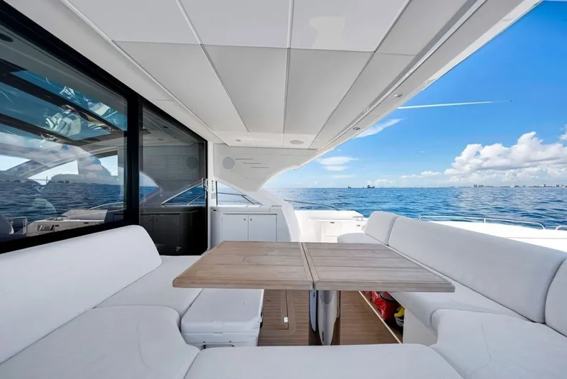 Slide: The Image of Sunseeker Predator 60 EVO 2020 - 7850052