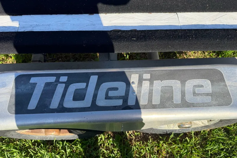 Slide: The Image of TideLine Boats 235 Hybrid 2020 - 6945531
