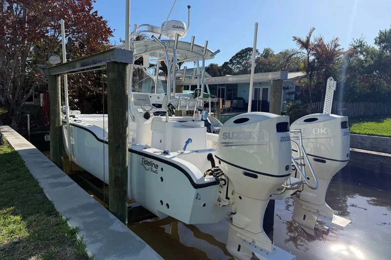 Slide: The Image of TideLine Boats 235 Hybrid 2020 - 6945198