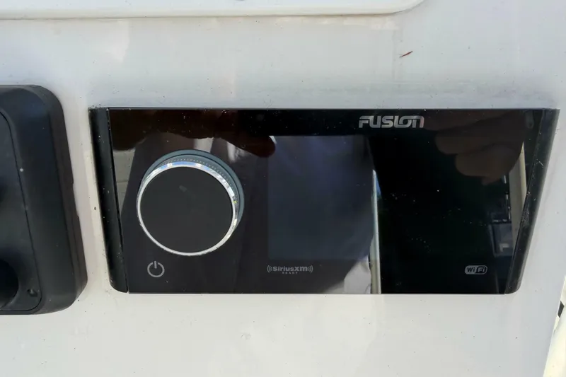 Slide: The Image of TideLine Boats 235 Hybrid 2020 - 6945429