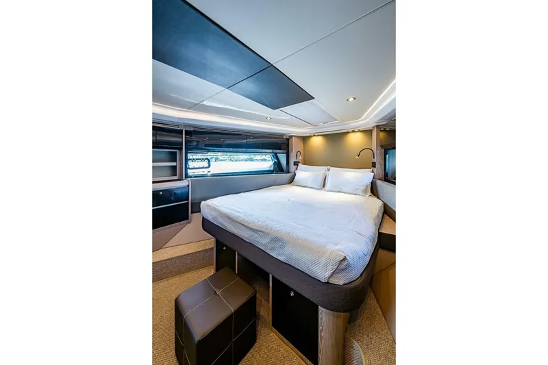Slide: The Image of Azimut Atlantis 51 2019 - 7232352