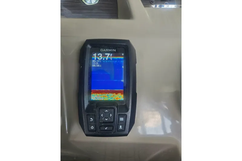 Slide: The Image of Bennington SX 22 SLX 2019 - 6945298