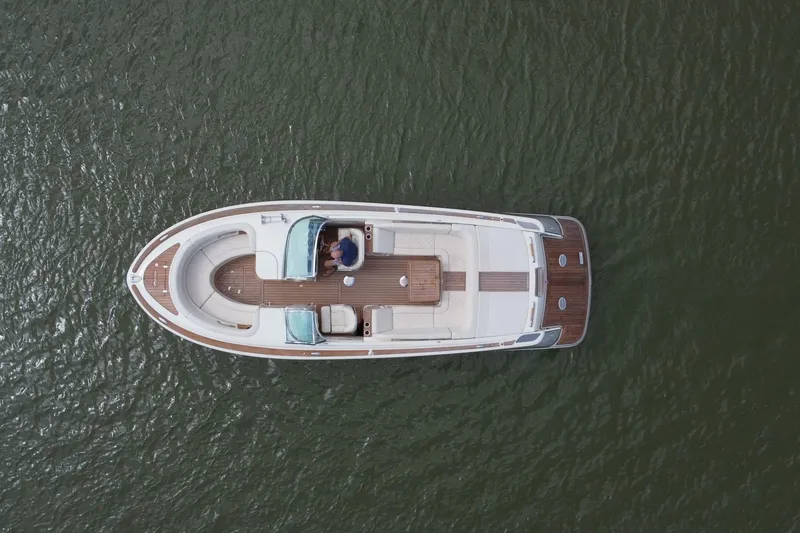 Slide: The Image of Chris-Craft Launch 30 2019 - 7232440