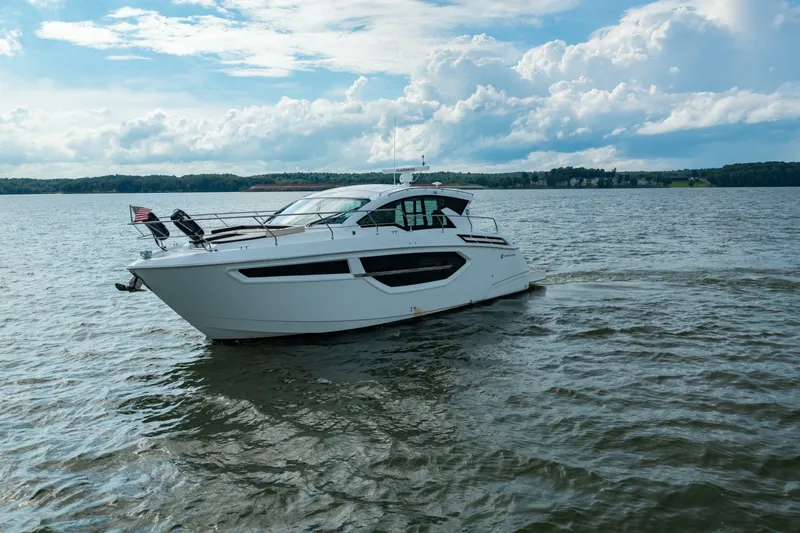 Slide: The Image of Cruisers 42 Cantius 2019 - 6945443