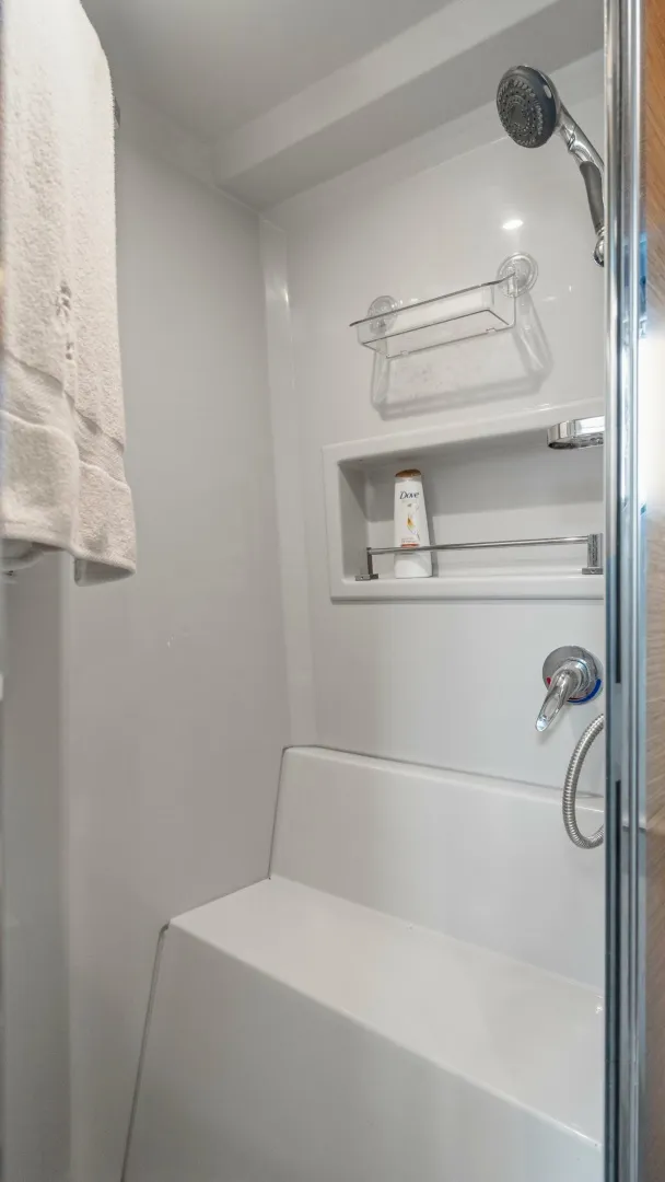 Slide: The Image of Cruisers 42 Cantius 2019 - 7232732