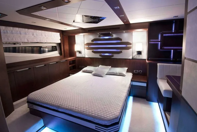 Slide: The Image of Galeon 550 Fly 2019 - 7232493