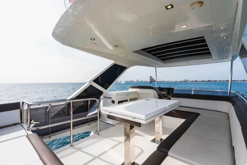 Slide: The Image of Galeon 550 Fly 2019 - 7232490