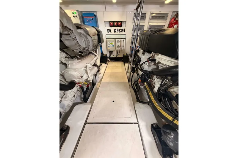 Slide: The Image of Galeon 550 Fly 2019 - 7232499