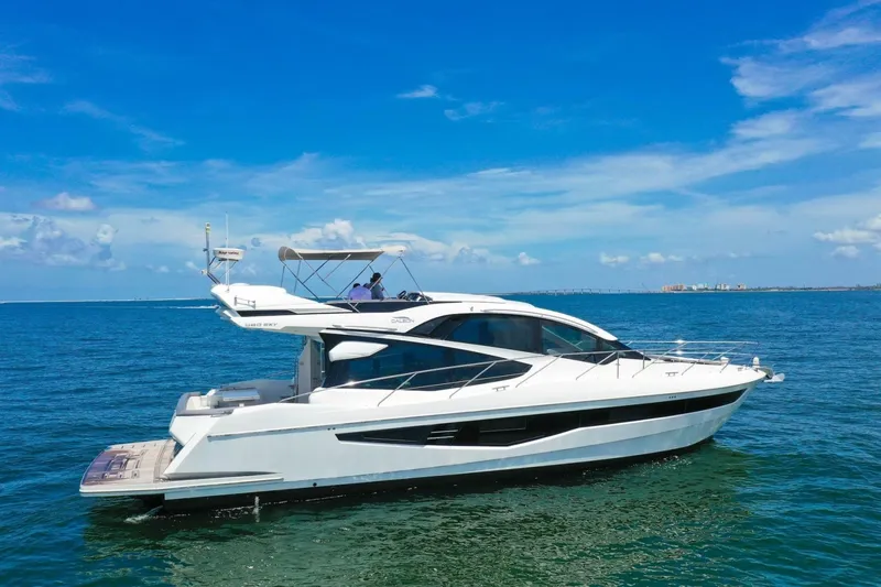 Slide: The Image of Galeon 560 Sky 2019 - 6945493