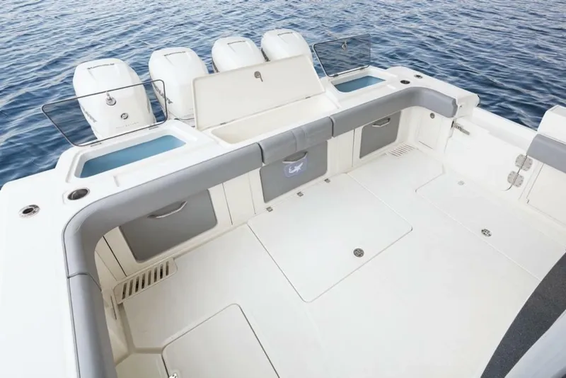 Slide: The Image of Mako 414 Center Console 2019 - 6945527