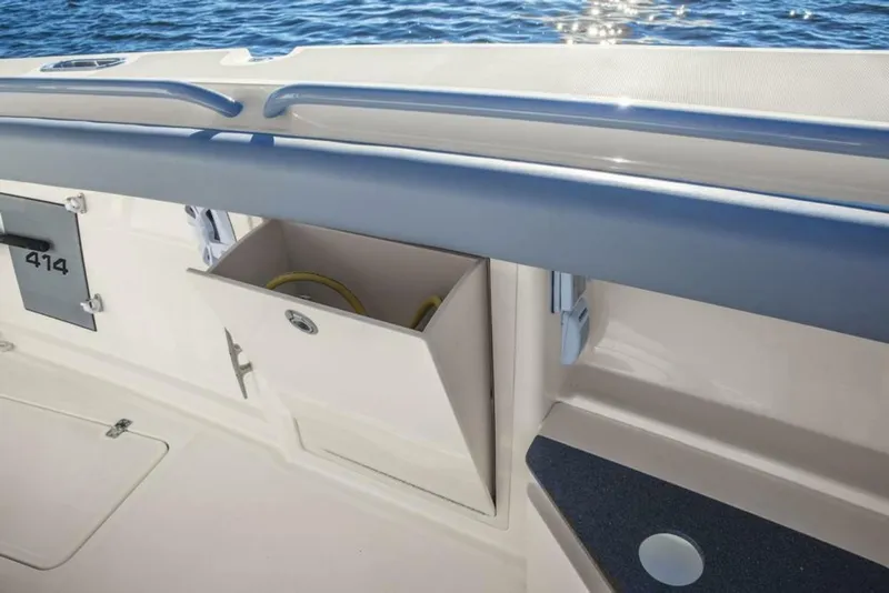Slide: The Image of Mako 414 Center Console 2019 - 6945623