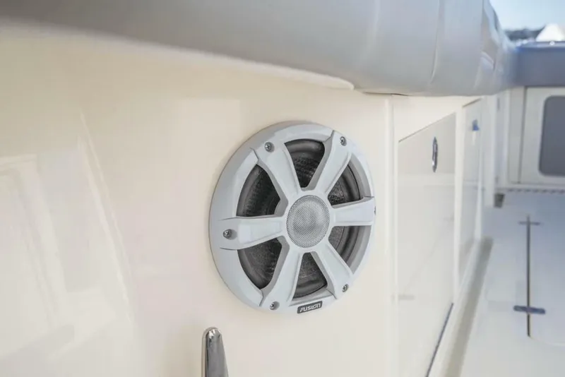 Slide: The Image of Mako 414 Center Console 2019 - 6945605