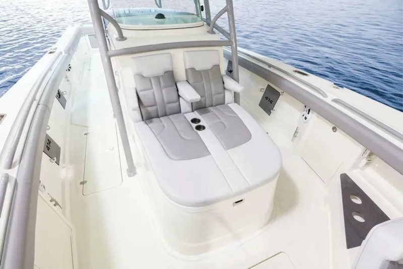 Slide: The Image of Mako 414 Center Console 2019 - 7232628