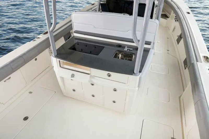 Slide: The Image of Mako 414 Center Console 2019 - 6945552