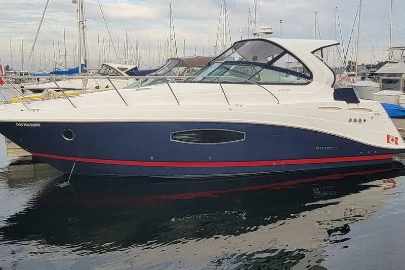 Slide: The Image of Rinker EX 370 2019 - 7541081
