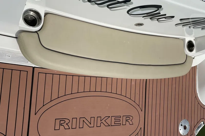 Slide: The Image of Rinker EX 370 2019 - 7541235