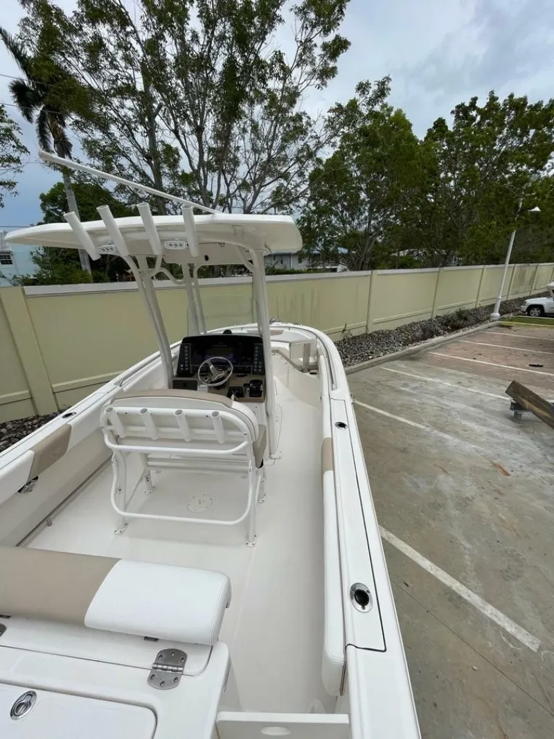 Slide: The Image of Robalo R242 Center Console 2019 - 7232799