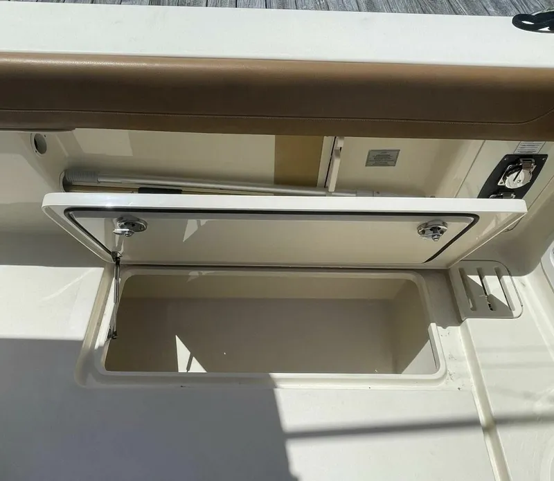 Slide: The Image of Scout 380 LXF 2019 - 6945727