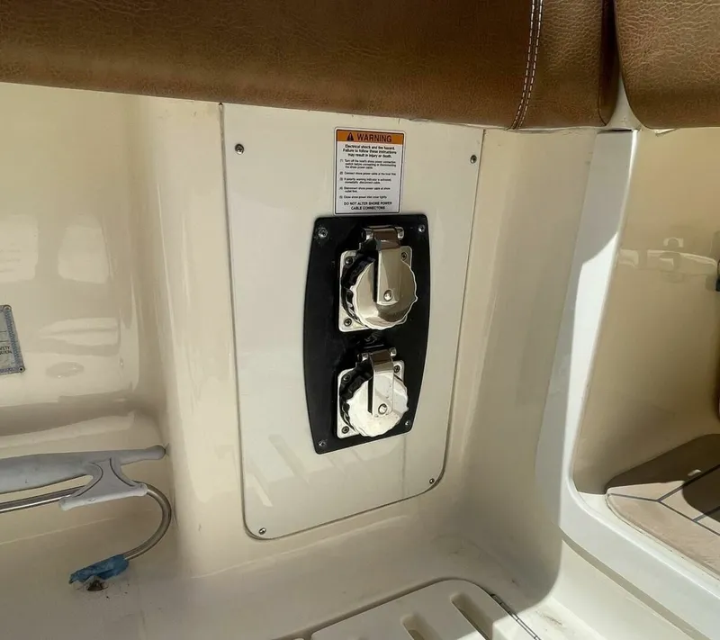 Slide: The Image of Scout 380 LXF 2019 - 7232801