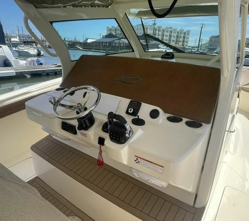 Slide: The Image of Scout 380 LXF 2019 - 6945781