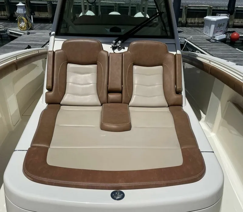 Slide: The Image of Scout 380 LXF 2019 - 6945824