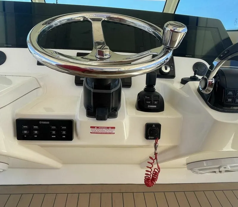 Slide: The Image of Scout 380 LXF 2019 - 7232851