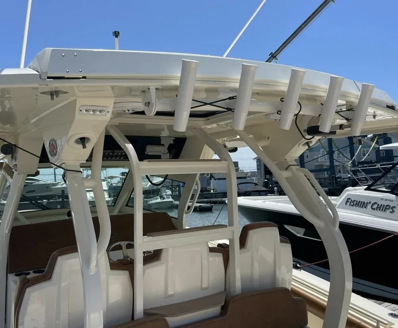 Slide: The Image of Scout 380 LXF 2019 - 6945740