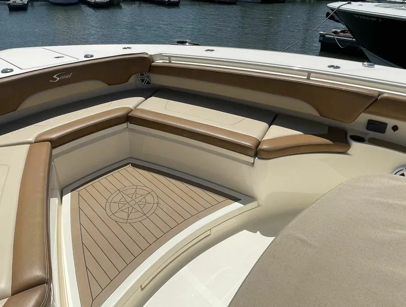 Slide: The Image of Scout 380 LXF 2019 - 7232895