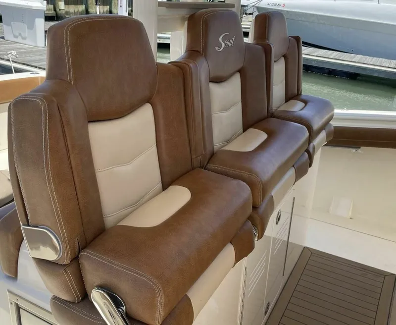 Slide: The Image of Scout 380 LXF 2019 - 6945787