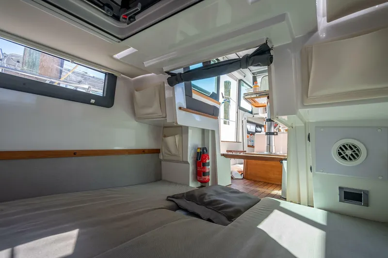 Slide: The Image of Axopar 37 XC Cross Cabin 2018 - 7232921