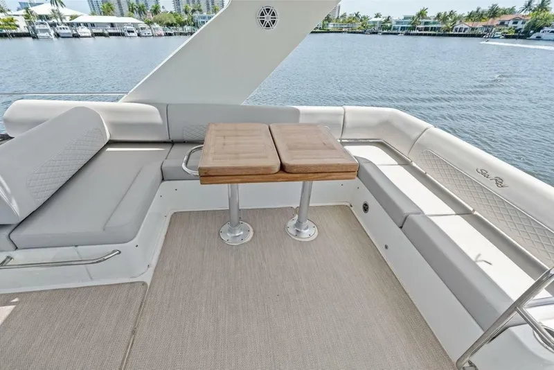 Slide: The Image of Sea Ray Fly 460 2018 - 7233243