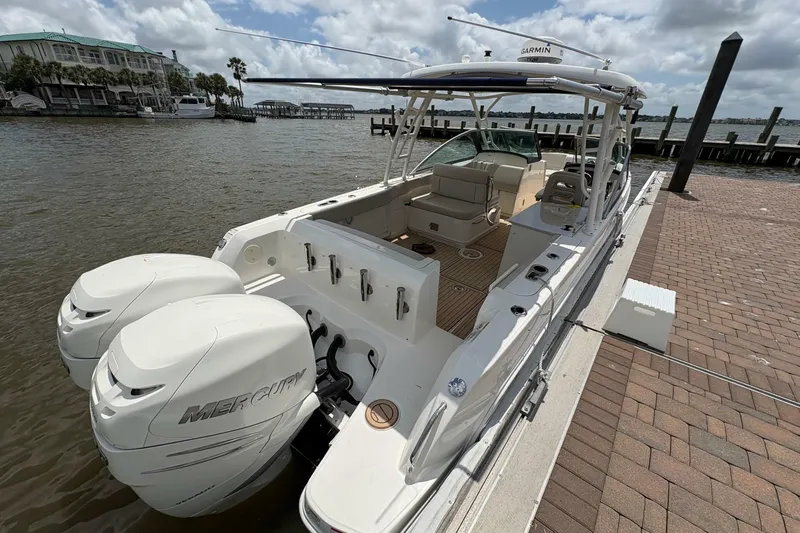 Slide: The Image of Boston Whaler 270 Vantage 2017 - 6987488