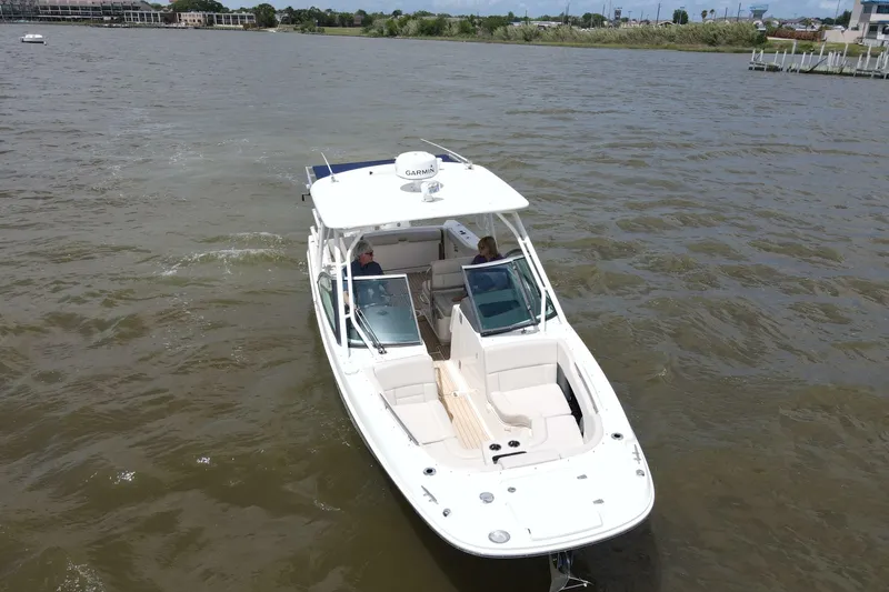 Slide: The Image of Boston Whaler 270 Vantage 2017 - 6986973