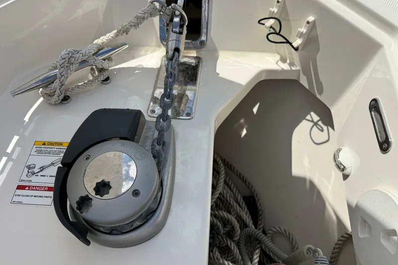 Slide: The Image of Boston Whaler 420 Outrage 2017 - 6946555
