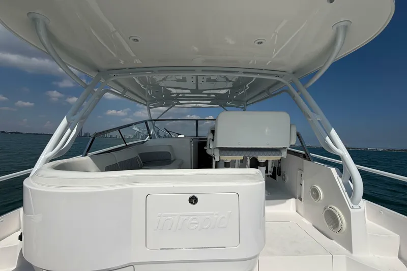 Slide: The Image of Intrepid 475 Sport Yacht 2017 - 6946619