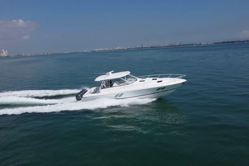 Slide: The Image of Intrepid 475 Sport Yacht 2017 - 6946611