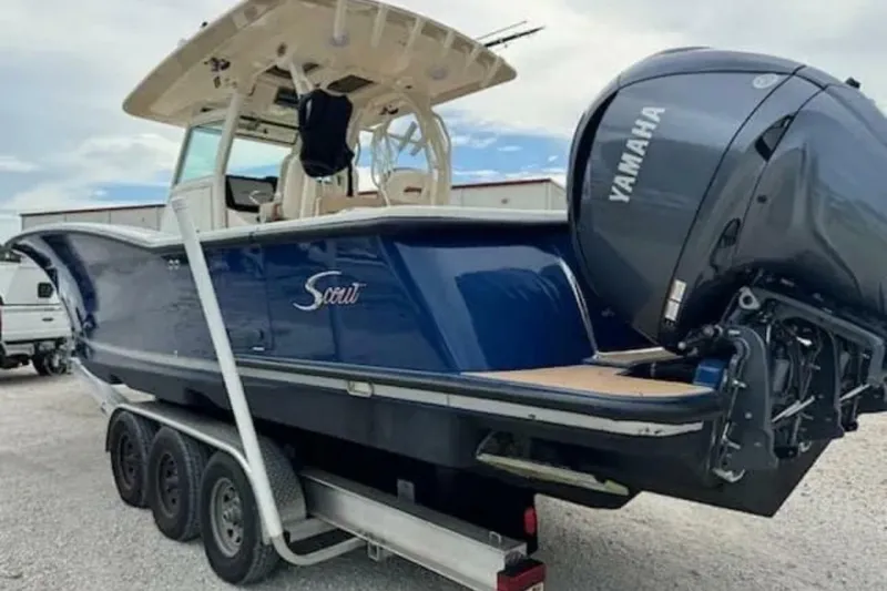 Slide: The Image of Scout 350 LXF 2017 - 7233868