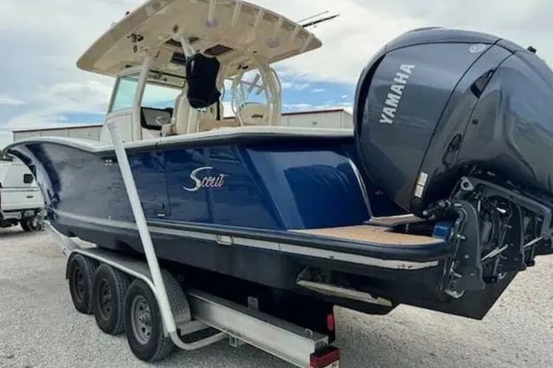 Slide: The Image of Scout 350 LXF 2017 - 7233858