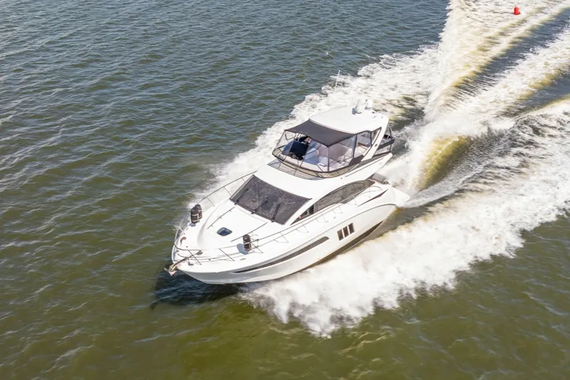 Slide: The Image of Sea Ray 510 Fly 2017 - 6946687