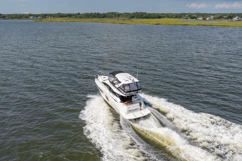 Slide: The Image of Sea Ray 510 Fly 2017 - 6946684