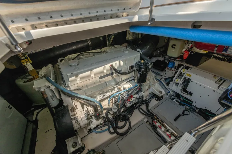Slide: The Image of Sea Ray 510 Fly 2017 - 6947017